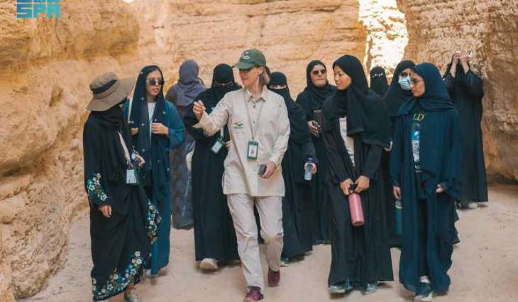 محمية الملك خالد الملكية تستقبل طالبات جامعة الأميرة نورة في زيارة تثقيفية بمناسبة اليوم العربي للبيئة