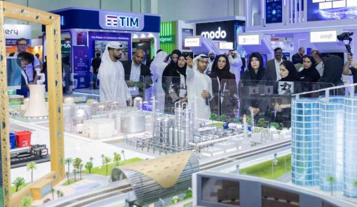 Latifa bint Mohammed visits GITEX Global