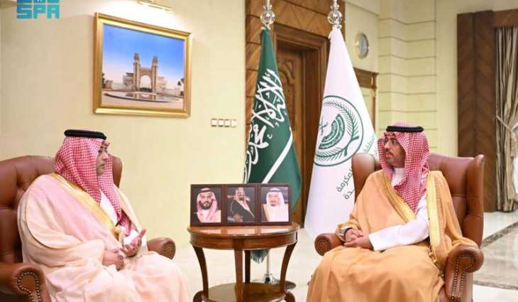 مُحافظ جدة يستقبل مدير منطقة جدة بشركة الاتصالات السعودية