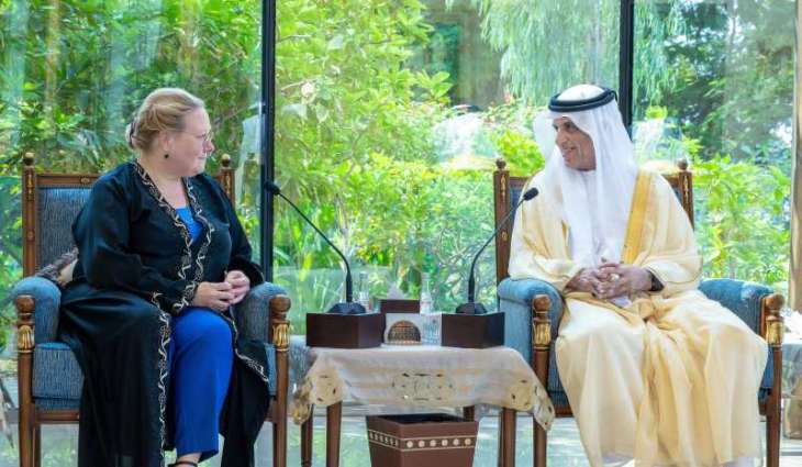 سعود بن صقر يستقبل سفيرة فنلندا