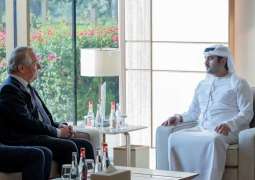 Maktoum bin Mohammed meets with Chairman of Deutsche Bank