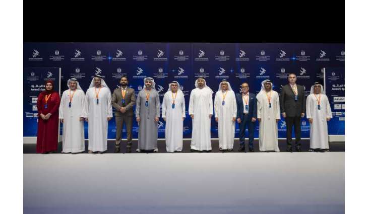 برعاية منصور بن زايد.. ذياب بن محمد بن زايد يكرّم الفائزين في الدورة الثالثة من جائزة الإمارات للريادة في سوق العمل