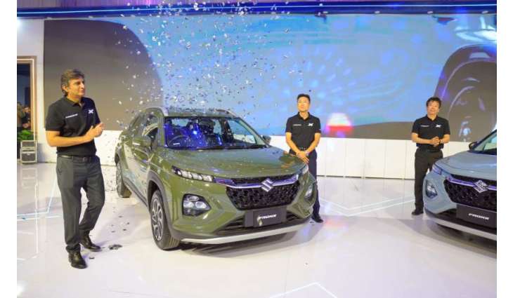Suzuki Pakistan unveils Fronx a new XUV at PAPS 2025