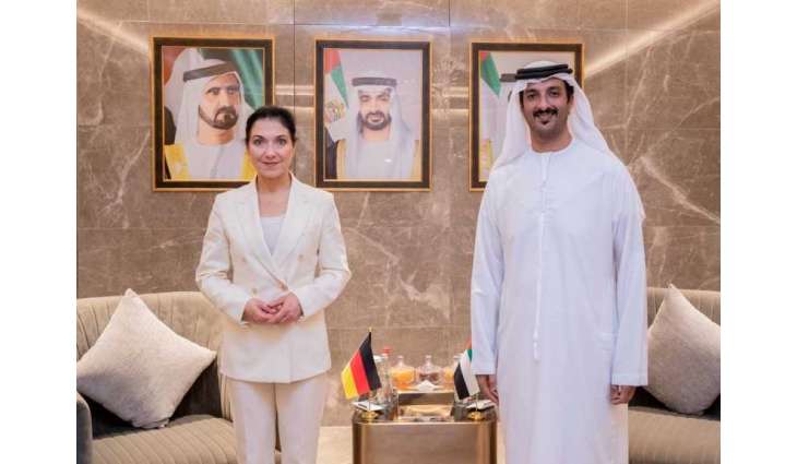 الإمارات وألمانيا تبحثان تنمية الشراكة الاقتصادية والتعاون في مجالات الاقتصاد الجديد