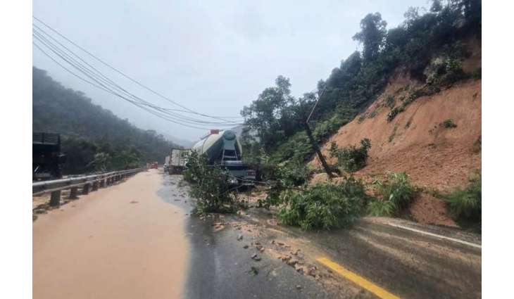 Floods hit Vietnam again, killing at least 8