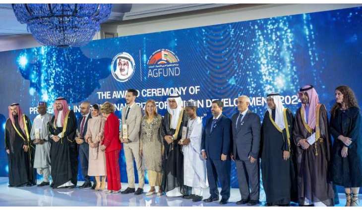 جائزة الأمير طلال الدولية تكرّم رواد العمل في مجال الحياة البحرية