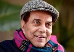 Bollywood legend Dharmendra on ventilator in Mumbai hospital