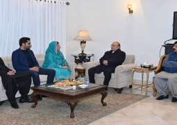 الرئیس آصف زرداري یجتمع مع القیادة بحزب الشعب الباکستاني بمدینة لاھور