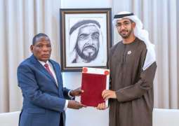 Shakhboot bin Nahyan receives letter from President of Malawi addressed to UAE President