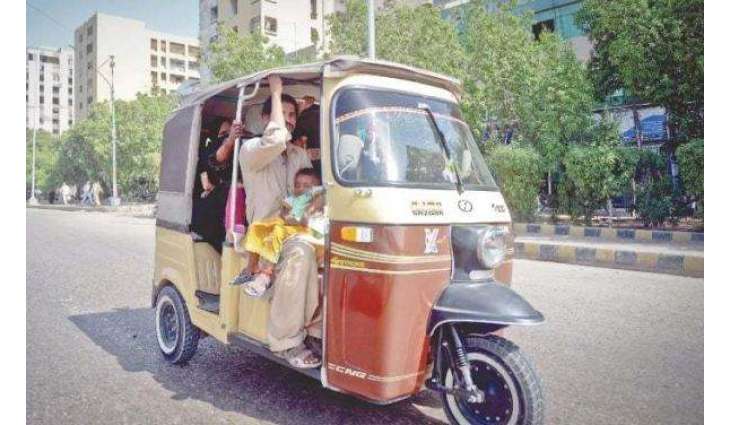 Karachi bans entry of 2, 4-seater rickshaws on 20 major roads in city 