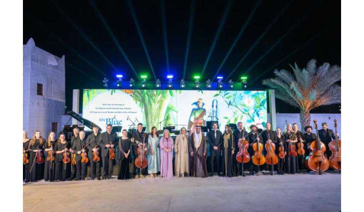 سعود بن صقر يشهد العرض الدولي الأول للأمسية الموسيقية الفنلندية 
