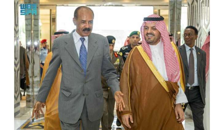 رئيس دولة إريتريا يغادر جدة