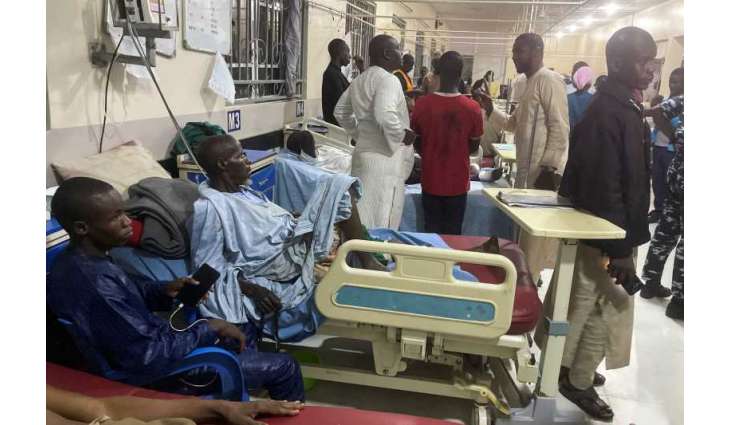 Blast at mosque in Nigeria kills 5, injures over 30