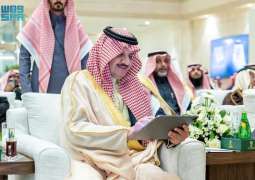 أمير المنطقة الشرقية يدشّن حزمة مشاريع تنموية كبرى في الأحساء