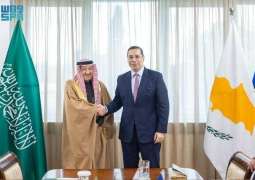 نائب وزير الخارجية يلتقي وزير خارجية قبرص