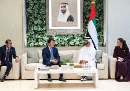 زايد بن حمدان بن زايد يبحث تعزيز التعاون الاقتصادي والاستثماري مع نائب رئيس وزراء أوزبكستان