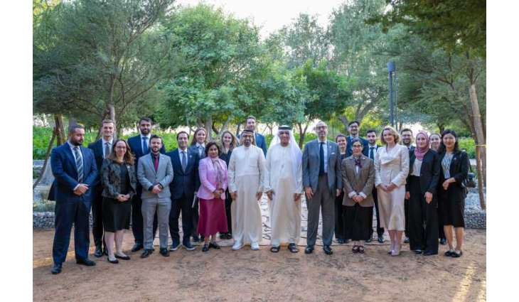 Saud bin Saqr receives delegation from Harvard Kennedy School