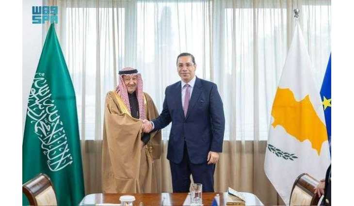 نائب وزير الخارجية يلتقي وزير خارجية قبرص