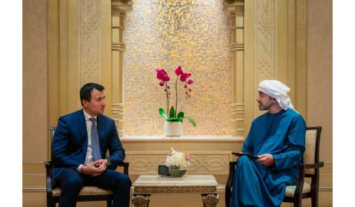 عبدالله بن زايد يستقبل نائب رئيس وزراء أوزبكستان على هامش أسبوع أبوظبي للاستدامة