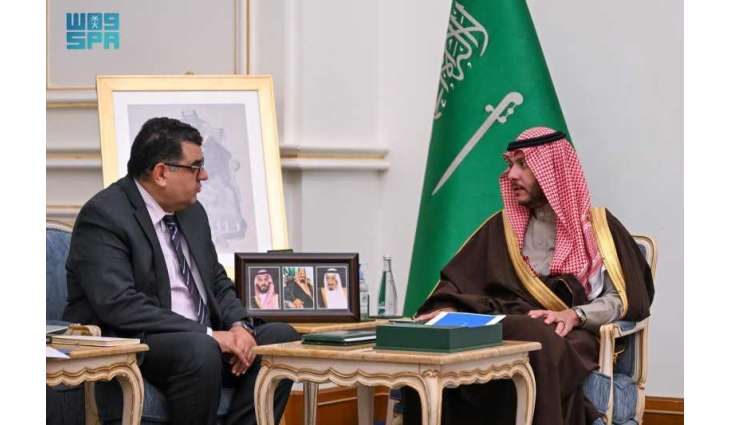 مُحافظ الطائف يستقبل وفد برنامج الأمم المتحدة للمستوطنات البشرية 