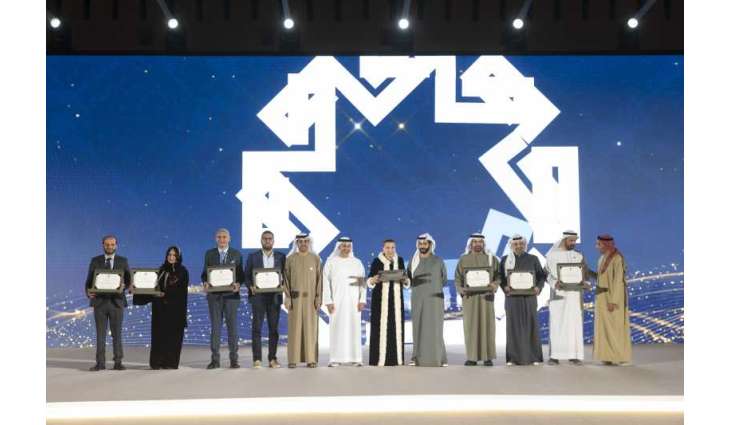 Hazza bin Hamdan bin Zayed honours winners of Sard Al Thahab Award 2025