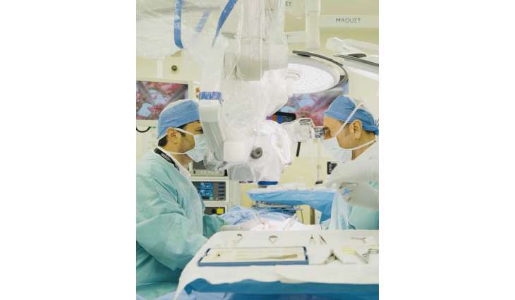 Cleveland Clinic Abu Dhabi performs UAE’s first robotic-assisted DIEP flap breast reconstruction