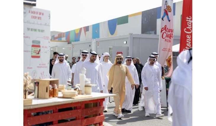 Mohammed bin Rashid visits Quoz Arts Fest