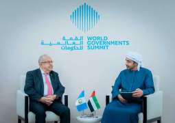 Abdullah bin Zayed receives officials participating in World Governments Summit