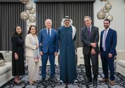 Abdullah bin Zayed meets American Jewish Committee members