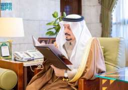 أمير منطقة الرياض يستقبل مُحافظ الغاط