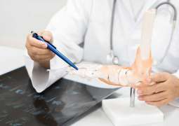 علماء روس يبتكرون براغي قابلة للامتصاص لعلاج الكسور المعقدة