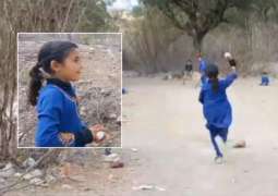 Girl’s bowling skills go viral, joins Peshawar Zalmi Women’s League
