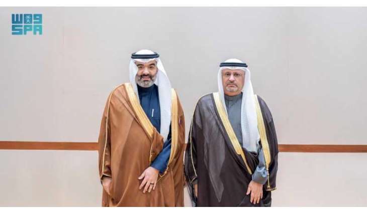 السواحه يجتمع مع عدد من وزراء الاقتصاد الرقمي والاتصالات لتعزيز الشراكات في عصر الذكاء الاصطناعي