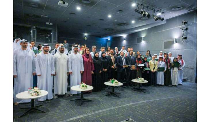 جامعة الشارقة والبرلمان العربي للطفل يخرجان 78 من برنامج دبلوم مهارات العمل البرلماني
