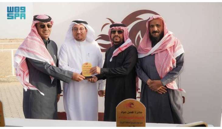 فروسية القريات تختتم موسم السباقات لهذا العام بتتويج الفائزين في الحفل العاشر