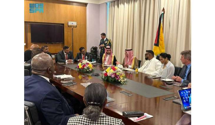 رئيس جمهورية غويانا التعاونية يلتقي وزير الدولة للشؤون الخارجية