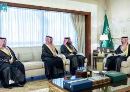 نائب أمير الشرقية يطّلع على جهود البريد السعودي بالمنطقة
