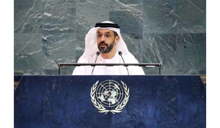 الإمارات تستعرض منجزات 