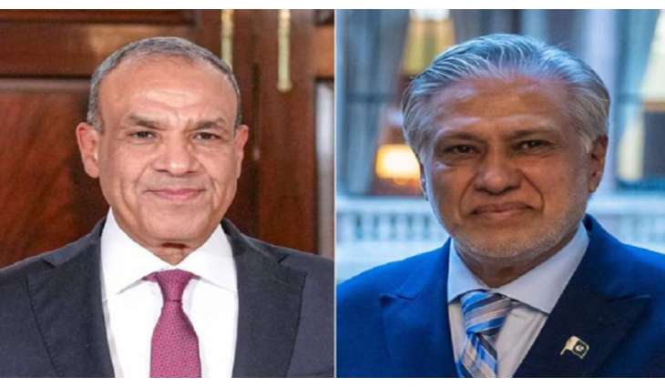 وزیر الخارجیة اسحاق دار یتلقی اتصالا ھاتفیا من نظیرہ المصري