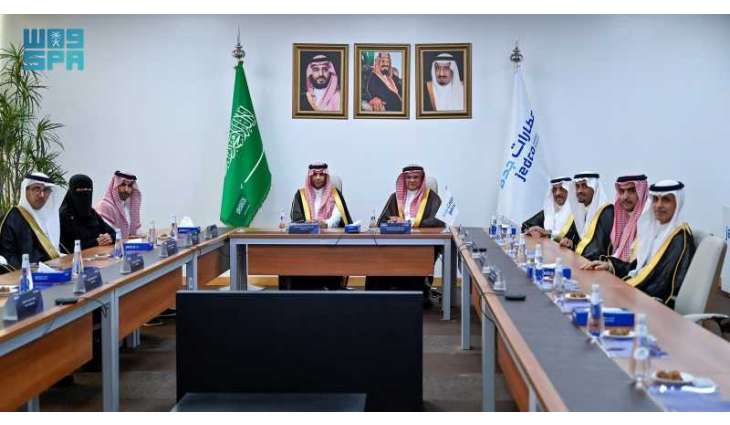 وفد مجلس الشورى يطّلع على خدمات مطار الملك عبدالعزيز وقطار الحرمين السريع
