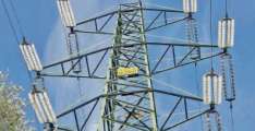 Bad news for electricity consumers as power tariff may increase by Rs1.72 per unit across Pakistan