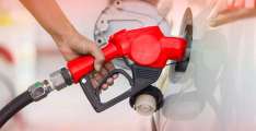 Govt slashes petrol price by Rs6, diesel by Rs6.80 in latest fuel cut