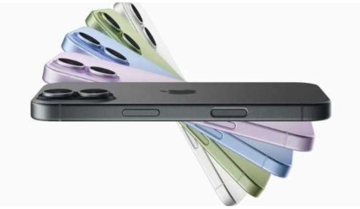 iPhone 17 tops global smartphone sales in Q1 2026: report