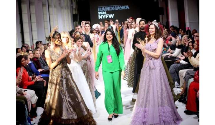 Internationally acclaimed fashion designer and stylist Amna Inam has arrived in Pakistan
