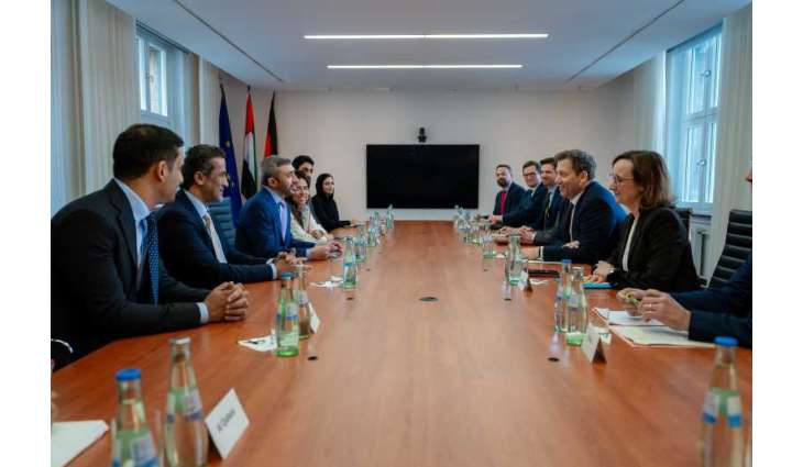Abdullah bin Zayed meets German Vice Chancellor & Finance Minister