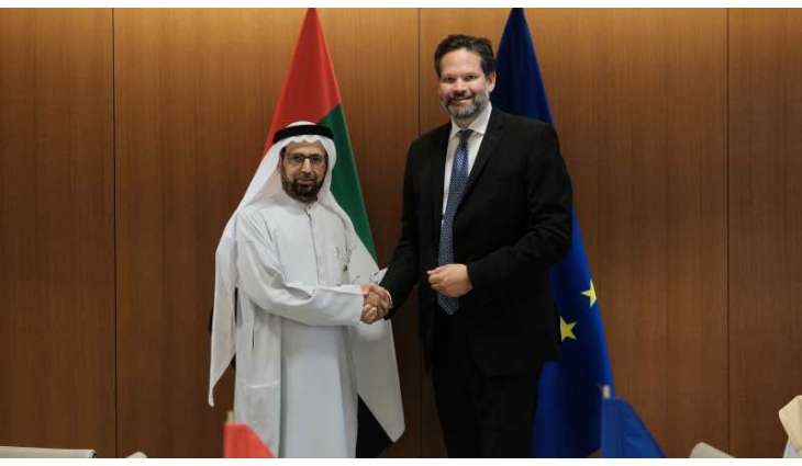 علي راشد النعيمي يلتقي رئيس شبكة الاتفاق الإبراهيمي في البرلمان الأوروبي