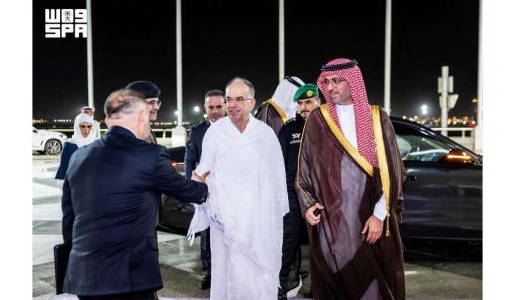 رئيس جمهورية ألبانيا يصل إلى جدة