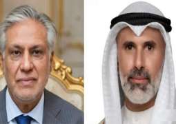 وزیر الخارجیة اسحاق دار یجري اتصالا ھاتفیا مع نظیرہ الکویتي جراح جابر الأحمد