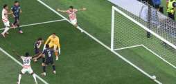 US thrash Paraguay 4-1 for dream World Cup start