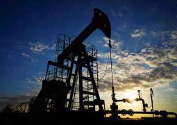 Oil falls to lowest levels since March, Brent settles at $87.33 per barrel